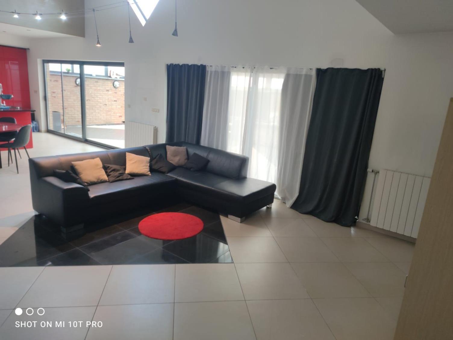 Belle Villa De Luxe Avec 8 Chambres Шарлеруа Номер фото