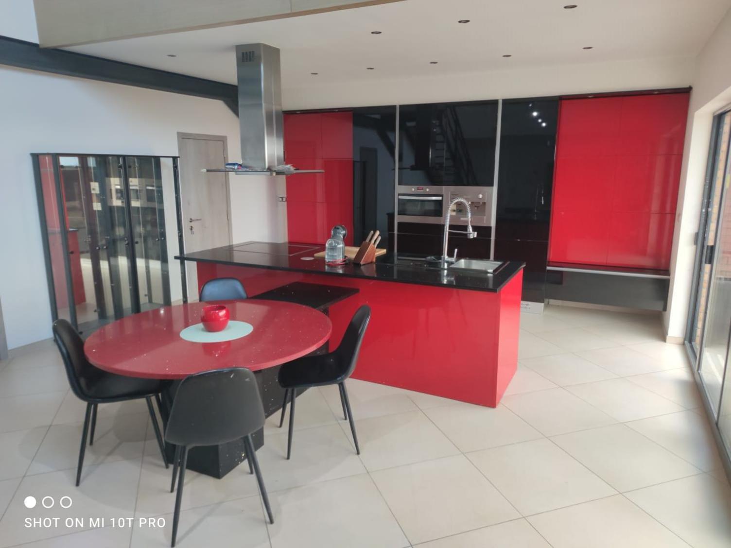 Belle Villa De Luxe Avec 8 Chambres Шарлеруа Номер фото